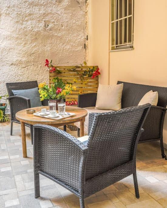 Apartmán Αθήνα/ Κέντρο Δίπλα Στα Νοσοκομεία & Τα Αξιοθέατα Exteriér fotografie